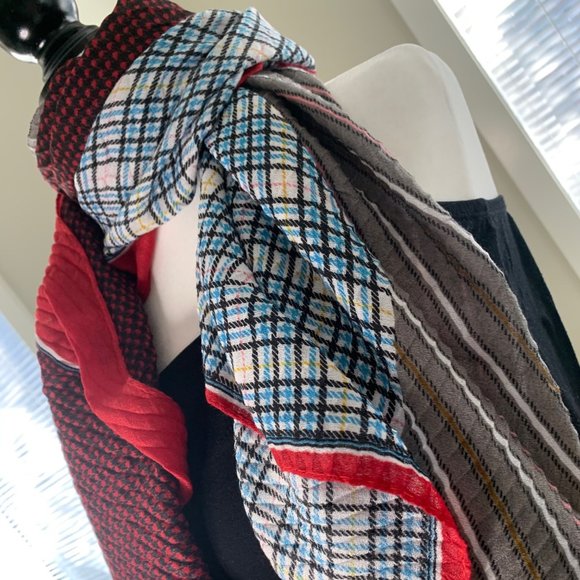 Ladies scarf - stylish and beautiful - Picture 2 of 3